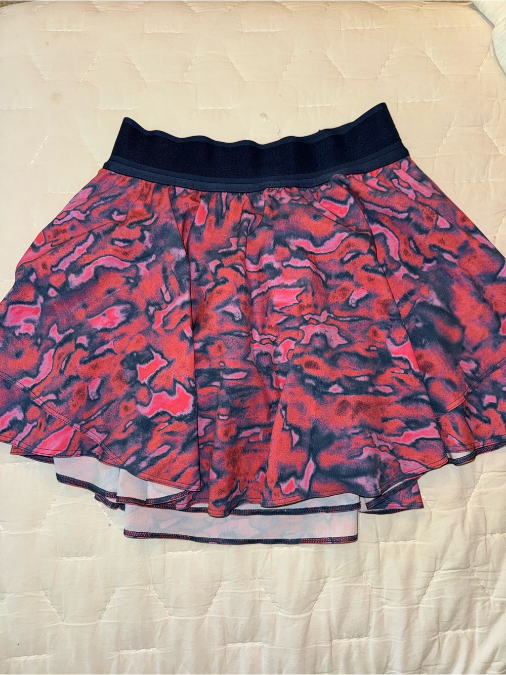 lululemon athletica Pink and Blue Abstract tennis   Skirt size 4